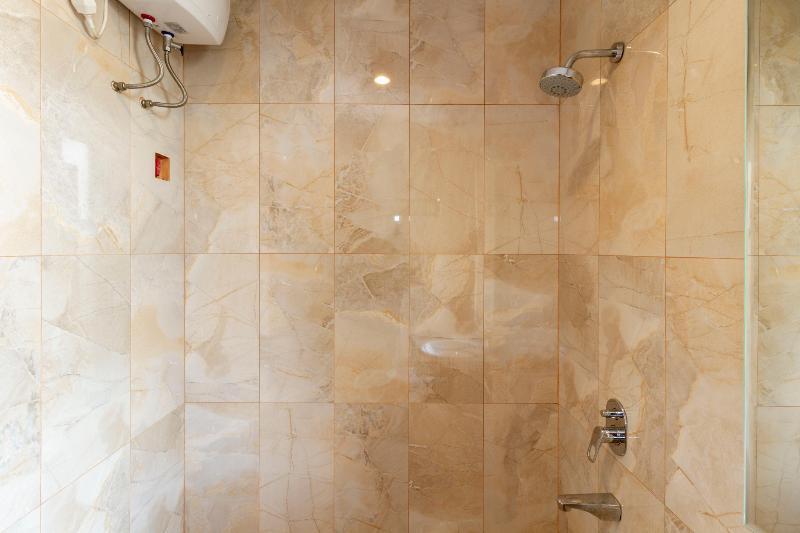 Reddoorz Plus @ Cbd Bintaro South Tangerang Exteriör bild